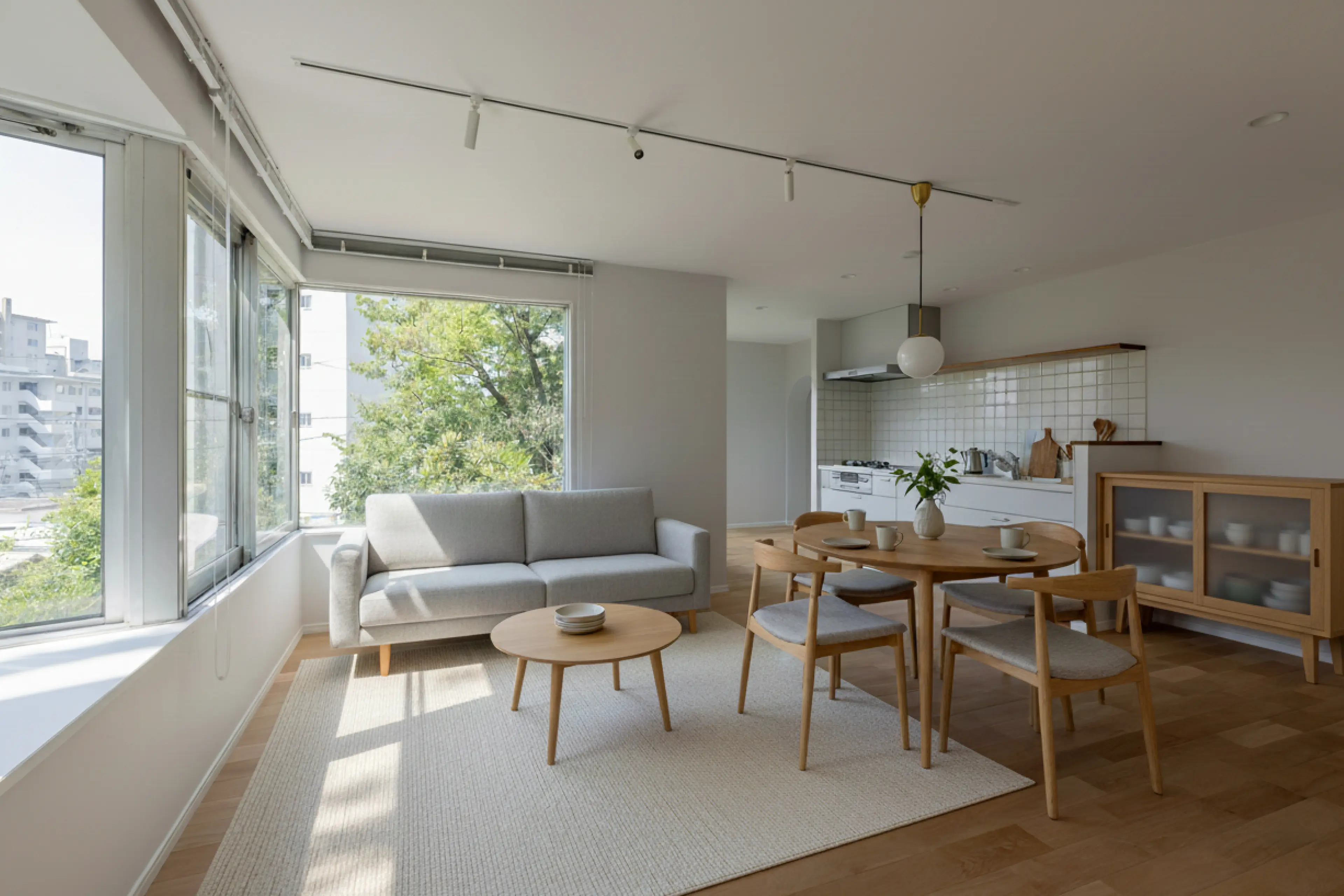 無垢フローリングがやさしい懐かしさを残す家